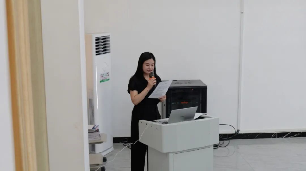 金风送爽启新程 弦歌不辍谱新篇 | 2026年秋季新学期全体教职工大会